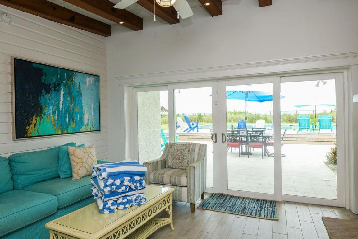 Beachfront Bungalow ホームズビーチ エクステリア 写真